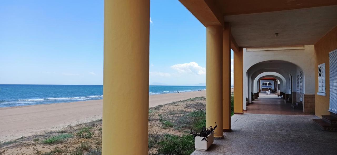 Sunset Room At Front Beach - Habitacion En La Playa Piso Privado Tavernes de Valldigna Ngoại thất bức ảnh